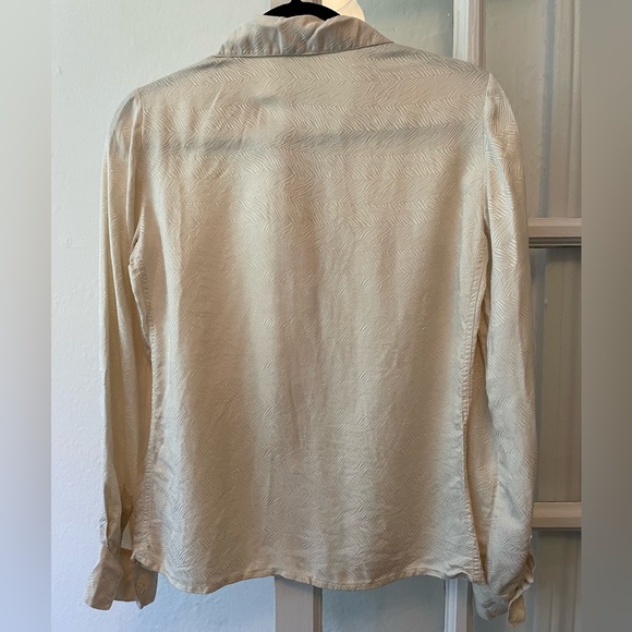 Ivory patterned button down - Picture 4 of 12
